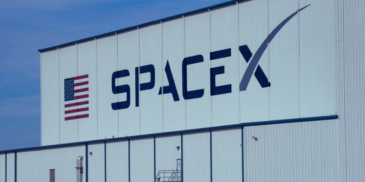 O futuro da SpaceX passa por fábricas em Marte e na Lua