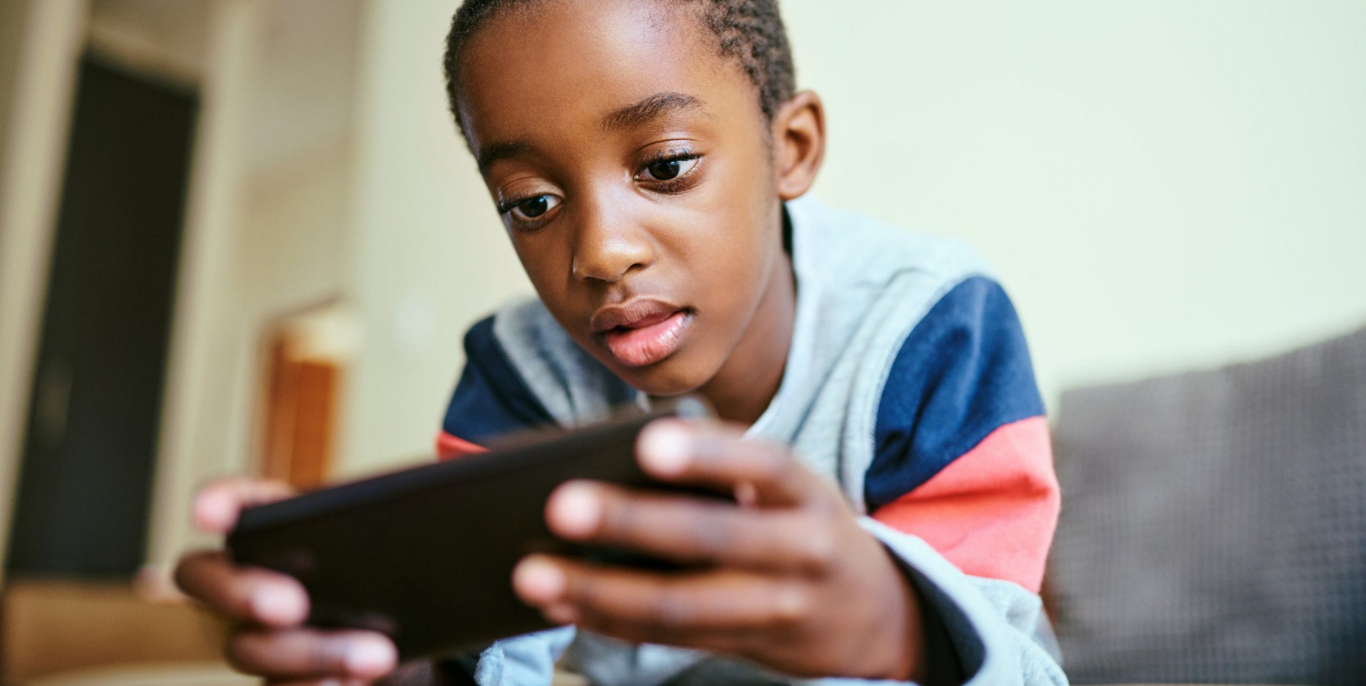 Reino Unido vai proibir menores de 16 anos de usar redes sociais